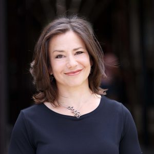 EA610: Halelly Azulay – Move More, Lead Better: How Small Habits Can Transform Your Business and Life